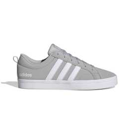 adidas VS Pace 2.0 Shoes 46 2/3. Minimalistické topánky v skejtovom štýle z recyklovaných materiálovVykroč do sveta skateboardingu s týmito adidas topánkami, ktoré ti umožnia predviesť všetky triky, na ktoré si tvrdo trénoval. Kombinácia štýlu a udržateľnosti sa spája v jedinečný kúsok, ktorý ťa nesklame.Štýl a funkčnosť: Nubukový zvršok a vulkanizovaná medzipodrážka zabezpečujú klasický skateboardingový vzhľad a dlhú životnosť.Udržateľné materiály: Topánky sú vyrobené minimálne z 50 % recyklovaných materiálov, čo prispieva k boju proti plastovému odpadu.Univerzálne použitie: Ideálne ako na rampu, tak do baru alebo pre chvíle oddychu s priateľmi.Pohodlie a podpora: Prispôsobivý dizajn poskytuje maximálne pohodlie a oporu pri každom kroku.Obuj si ich a vyber sa na cestu za novými zážitkami a úspechmi, či už na skateboarde alebo mimo neho!Vrch - textília a syntetika  Ponúka výhodný pomer priedušnosti a odolnosti. Textília je dobre priedušná, ale zároveň ponúka zvýšenú odolnosť proti oderu a vplyvom. Je navyše na strategických miestach spevnená syntetickými prekryvmi, ktoré topánku spevňujú, robia ju odolnejšou a chránia tvoje nohy.Podrážka - guma  S gumovou podrážkou sa proste nedá nič pokaziť. Dlho vydrží, ľahko sa čistí a má skvelú trakciu.