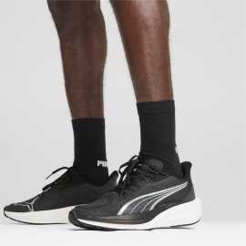 Puma Darter Pro 46. Vrch - textília  Textilné vrchy sú úplne ideálne pre svoju priedušnosť do teplejších dní. Len pozor na odieranie, s odolnosťou je to trochu horšie ako napríklad pri koži.Podrážka - guma  S gumovou podrážkou sa proste nedá nič pokaziť. Dlho vydrží, ľahko sa čistí a má skvelú trakciu.
