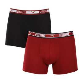 2PACK pánske boxerky Puma viacfarebné (701228131 001) XL, trenky. Pánske boxerky Puma prinášajú pohodlie a štýl na každý deň
Užite si dokonalú kombináciu pohodlia a moderného štýlu s pánskymi boxerkami Puma. Vďaka kvalitnému materiálu a nadčasovému dizajnu sú ideálne na každodenné nosenie, či už do práce, na šport, alebo len na relax doma. Boxerky Puma potešia každého muža, ktorý hľadá jednoduchý vzhľad a maximálnu kvalitu pre svoje pohodlie.
Kvalitný materiál, ktorý vás nesklame
Boxerky sú vyrobené z prvotriednej bavlnenej zmesi s prímesou elastanu, ktorá zaručuje ich mäkkosť, priedušnosť a pružnosť. Bavlnený základ poskytuje príjemný pocit na pokožke, zatiaľ čo elastan zaručuje, že boxerky sa prispôsobia vášmu telu a zachovajú si svoj tvar aj po opakovanom nosení.
Moderný dizajn a presný strih na každodenné nosenie
Nadčasové farebné prevedenie si nájde miesto v šatníku každého štýlového muža. Elastický pás s logom Puma dodáva boxerkám mierne športový vzhľad. Dlhšie nohavice zaručujú pohodlie a podporu počas celého dňa, či už vás čaká dlhý deň v kancelárii alebo za volantom, alebo náročnejšie športové aktivity. Praktický strih umožňuje voľnosť pohybu a je vhodný na aktívny životný štýl aj voľné chvíle.
Prečo si kúpiť boxerky Puma

Štýlový a moderný dizajn: Minimalistický vzhľad s pohodlným elastickým pásom dodáva boxerkám elegantný štýl vhodný pre každého muža.
Kvalitný materiál: Zmes bavlny a elastanu poskytuje mäkkosť, priedušnosť a odolnosť, takže boxerky sa dokonale prispôsobia vášmu telu a dlho vydržia.
Presný strih a dokonalá podpora: Dlhšie nohavice poskytujú dostatočné krytie a zabraňujú odieraniu stehien.

Spodná bielizeň Puma sa hodí nielen športovcom
Značka Puma je známa po celom svete vďaka svojmu oblečeniu a spodnej bielizni, ktorú nosia slávni športovci. Ponožky, tričká, podprsenky alebo boxerky Puma však môžete nosiť nielen do posilňovne, ale na všetky príležitosti, hanbu vám neurobia ani na výlete či v práci. Nech už si vyberiete akýkoľvek kúsok, môžete sa tešiť na pohodlný materiál a precízny strih, ktorý vám ľahko padne.
Ako sa starať o boxerky Puma
Aby vám nové boxerky dlho vydržali, odporúčame dodržiavať tieto pokyny.

Pranie: Odporúčame prať pri maximálnej teplote 40 °C, aby sa zachovala kvalita materiálu.
Žehlenie: Nežehlite, aby ste nepoškodili elastické vlákna.
Sušenie: Neodporúča sa používať sušičku, aby boxerky nestratili svoju pružnosť a tvar.

Tip: Hľadanie obľúbenej spodnej bielizne môže byť beh na dlhé trate, preto chceme, aby vám obľúbené kúsky dlho vydržali. Preto tu nájdete aj množstvo skvelých pomôcok na pranie spodnej bielizne, ako sú pracie papiere a vrecká na jemnú bielizeň.
