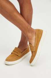 Semišové mokasíny Medicine.