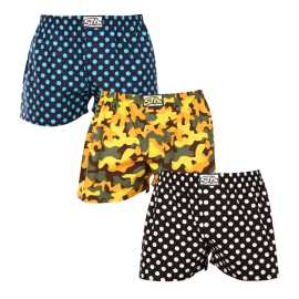 3PACK Caleçons pour hommes Styx art caoutchouc classique multicolour (3A15901) S.
Offrez-vous du style et du confort avec les shorts pour hommes Styx aux couleurs vives et aux motifs originaux.
Matière souple pour un confort tout au long de la journée
Le short Styx est fabriqué en 100 % coton, ce qui lui confère douceur et respirabilité, même lorsqu'il est porté toute la journée.
Un design original et une coupe confortable
Le short Styx apportera de la gaieté et un style unique à votre garde-robe grâce à ses couleurs audacieuses et ses imprimés originaux.
Pourquoi acheter des shorts Styx ?

Fabriqués en République tchèque, ils mettent l'accent sur la qualité et la précision.


Matière 100 % coton pour plus de douceur et de confort.


Des dessins originaux et amusants qui vous démarqueront.

La qualité de la République tchèque, c'est le sous-vêtement Styx.
Les sous-vêtements Styx sont entièrement fabriqués en République tchèque.
Comment entretenir les shorts Styx
Pour préserver la qualité et le confort de vos shorts, suivez les conseils suivants :

Blanchisserie: Laver à une température maximale de 30 °C pour conserver l'intensité des couleurs et la douceur du coton.


Séchage: Nous ne recommandons pas de les sécher dans le sèche-linge, mais plutôt de les laisser sécher à l'air libre.


Repassage: Pour un aspect plus lisse, vous pouvez repasser le short à basse température.

Conseil : Devenez un expert de l'entretien de la lingerie grâce aux conseils de notre article et donnez à vos pièces préférées le soin qu'elles méritent.