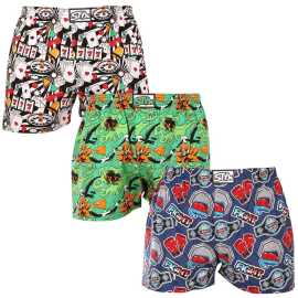 3PACK moške široke boksarice Styx art klasična guma večbarvne (3A15367) L.
Privoščite si slog in udobje z moškimi kratkimi hlačami Styx v živahnih barvah in izvirnih vzorcih.
Mehak material za celodnevno udobje
Kratke hlače Styx so izdelane iz 100-odstotnega bombaža, ki zagotavlja mehkobo in zračnost tudi med celodnevnim nošenjem.
Izvirna zasnova in udobno prileganje
Kratke hlače Styx bodo zaradi drznih barv in izvirnih potiskov v vašo garderobo vnesle igrivost in edinstven slog.
Zakaj kupiti kratke hlače Styx?

Izdelano na Češkem s poudarkom na kakovosti in natančnosti.


100-odstotni bombažni material za mehkobo in udobje.


Izvirni in zabavni modeli, ki vas bodo razlikovali od drugih.

Kakovost iz Češke, to je spodnje perilo Styx
Spodnje perilo Styx je v celoti izdelano na Češkem.
Kako skrbeti za kratke hlače Styx
Da bi ohranili kakovost in udobje svojih kratkih hlač, upoštevajte naslednje smernice:

Pralnica: Perite pri najvišji temperaturi 30 °C, da barve ostanejo intenzivne, bombaž pa mehak.


Sušenje: Ne priporočamo, da jih sušite v sušilnem stroju, temveč jih pustite, da se prosto sušijo na zraku.


Likanje: Za gladek videz lahko hlače zlikate na nizki temperaturi.

Nasvet: Z nasveti v našem članku postanite strokovnjak za vzdrževanje spodnjega perila in svojim najljubšim kosom zagotovite nego, ki si jo zaslužijo.