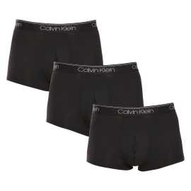 3PACK pánske boxerky Calvin Klein čierné (NB2569A-UB1) S, trenky.
Chcete boxerky, ktoré ponúkajú maximálne pohodlie, moderný dizajn a špičkovú kvalitu?
Prvotriedny materiál pre celodenné pohodlie
Tieto boxerky sú vyrobené z kombinácie polyesteru a elastanu, čo poskytuje dokonalú kombináciu mäkkosti, pružnosti a odolnosti.
Moderný dizajn a dokonalý strih
Minimalistický vzhľad s elastickým pásom dopĺňa logo Calvin Klein, ktoré dodáva boxerkám luxusný a sofistikovaný štýl.
Prečo si boxerky Calvin Klein zamilujete?

Ľahký a priedušný materiál: Ideálne na každodenné nosenie aj náročné športové aktivity.
Dlhšia nohavička: Poskytuje lepšie krytie a oporu, nezhrňuje sa a neškrtí.
Rýchloschnúce a odolné: Ideálne na aktívny životný štýl.
Nadčasový dizajn: minimalistický dizajn a luxusný vzhľad značky Calvin Klein.

Spodnú bielizeň Calvin Klein milujú ľudia na celom svete.
Pánska spodná bielizeň Calvin Klein patrí k stáliciam módneho priemyslu.
Ako sa starať o boxerky?
Aby si vaše boxerky zachovali dokonalý tvar a kvalitu čo najdlhšie, dodržiavajte tieto pokyny:

Praní: Doporučujeme prát na 30 °C s jemným pracím prostředkem.
Žehlení: Nedoporučuje se, aby nedošlo k poškození materiálu.
Sušenie: Sušenie v sušičke sa neodporúča, radšej sušte voľne na vzduchu.

Tip: Nájsť ten správny kus spodnej bielizne, ktorý vám dokonale padne, môže byť náročné.
