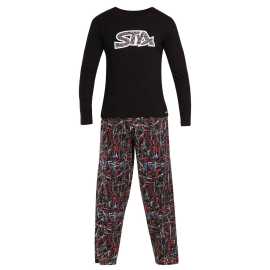 Pijama de hombre Styx Jáchym (PDP1653) M.
¿Quiere disfrutar del máximo confort al dormir y relajarse en casa?
Materiales de calidad para el máximo confort
Los pijamas de hombre Styx están confeccionados con materiales de primera calidad que garantizan la comodidad durante toda la noche.
Ajuste cómodo y diseño moderno
El corte del pijama Styx está diseñado para ofrecer la máxima comodidad.
¿Por qué elegir el pijama de hombre Styx?

Materiales de primera calidad: Algodón satinado para los pantalones, algodón suave para la camisa.
Ajuste cómodo: Libertad de movimientos y máximo confort.
Producción checa: Garantía de calidad y apoyo a los productos locales.

Calidad de la República Checa: así es la ropa interior Styx
La marca Styx cuenta con más de 30 años de experiencia en la fabricación de lencería y ropa de hogar de calidad.
¿Cómo cuidar el pijama Styx?

Lavandería: Lavar a 30 °C con detergente suave.
Secado: Lo mejor es dejar que se seque libremente, sin pasar por la secadora.
Planchado: Si es necesario, planchar del revés a fuego lento.

Consejo: Conviértete en una experta en mantenimiento de lencería con los consejos de nuestro artículo y dale a tus prendas favoritas el cuidado que se merecen.
