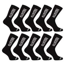 10PACK Socken Nedeto lang schwarz (10NDTP001-brand) M.
Mit den schwarzen Nedeto High Socks sind Sie immer für jede Gelegenheit gerüstet.
Hochwertiges Material für ganztägigen Komfort
Die Socken von Nedeto werden aus einer Kombination von Baumwolle und Kunstfasern hergestellt.
Modernes und vielseitiges Design
Die beliebte schwarze Farbe mit dem unverwechselbaren Nedeto-Logo an der Wade und an der Spitze verleiht den Socken einen modernen Look, den Sie problemlos mit jedem Outfit kombinieren können.
Warum Sie Nedeto-Socken unbedingt ausprobieren sollten

Ideal für das tägliche Tragen: Hervorragend geeignet für Arbeit, Sport und Heimkomfort.
Hochwertige Verarbeitung: Die Socken wurden mit Blick auf Komfort und Haltbarkeit entwickelt.
Universeller Stil: Sowohl für formelle als auch für legere Kleidung geeignet.

Nedeto Unterwäsche für Liebhaber des Minimalismus
Die tschechische Nedeto-Unterwäsche gehört zu unseren Eigenmarken.
So pflegen Sie Ihre Socken Nedeto
Damit Ihre neuen Socken lange in Form bleiben, empfehlen wir Ihnen, die folgenden Hinweise zu beachten.

Wäscherei: Wir empfehlen das Waschen bei 30 °C mit einem Feinwaschmittel, damit das Material möglichst lange in einwandfreiem Zustand bleibt.
Trocknen: Benutzen Sie nicht den Trockner.
Bügeln: Nicht nötig, die Socken behalten ihre Form auch ohne Bügeln.

Tip: Werden Sie ein Experte für die Pflege von Unterwäsche mit den Ratschlägen in unserem Artikel und geben Sie Ihren Lieblingsstücken die Pflege, die sie verdienen.