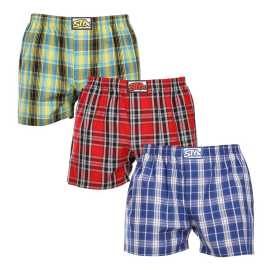 3PACK Herenboxershort Styx classic elastisch meerkleurig (3A102124) L.
Verwen jezelf met stijl en comfort met Styx herenshorts in felgekleurde en originele ontwerpen.
Zacht materiaal voor de hele dag comfort
Styx shorts zijn gemaakt van 100% katoen, dat zacht en ademend is, zelfs de hele dag door.
Origineel ontwerp en comfortabele pasvorm
De Styx shorts brengen speelsheid en een unieke stijl in je garderobe dankzij hun felle kleuren en originele prints.
Waarom een korte broek van Styx?

Gemaakt in Tsjechië met de nadruk op kwaliteit en precisie.


100% katoen voor zachtheid en comfort.


Originele en leuke ontwerpen waarmee je je onderscheidt.

Kwaliteit uit Tsjechië, dat is Styx ondergoed
Styx ondergoed wordt volledig gemaakt in Tsjechië.
Hoe verzorg je een Styx short?
Volg deze richtlijnen om de kwaliteit en het comfort van je shorts te behouden:

Wasgoed: Was op maximaal 30 °C om de kleuren intens en het katoen zacht te houden.


Drogen: We raden af om ze in de droger te drogen, laat ze liever aan de lucht drogen.


Strijken: Voor een gladde look kun je de shorts op een lage temperatuur strijken.

Tip: Word een expert in het onderhouden van lingerie met de tips in ons artikel en geef je favoriete lingerie de zorg die ze verdient.