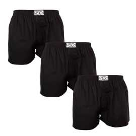 3PACK Herren Boxershorts Styx klassisch elastisch schwarz (3A0960) XXL.
Die Styx Shorts für Männer in Schwarz sind der Beweis, dass Schönheit in der Einfachheit liegt.
Natürlicher Komfort in hochwertiger Baumwolle
Die Styx Shorts sind aus 100% Baumwolle, einem Material, das für seine Weichheit und Atmungsaktivität bekannt ist.
Durchdachter Schnitt und funktionelle Details
Wer Wert auf maximalen Komfort legt, wird die Styx-Shorts lieben.
Warum Styx-Shorts wählen

100% Baumwolle: Weiches und atmungsaktives Material, das den ganzen Tag über Komfort bietet.
Tschechische Produktion: Qualität und präzise Verarbeitung der Traditionsmarke Styx.
Universelles Design: Zeitlose schwarze Farbe und bequemer Schnitt für jede Gelegenheit.

Styx-Unterwäsche ist eine der beliebtesten
Die tschechische Marke Styx ist bei den Kunden vor allem für ihre Shorts mit neuartigen Mustern in kräftigen Farben bekannt.
Wie pflege ich meine Styx-Shorts?
Damit Ihre neuen Lieblingsshorts lange in perfektem Zustand bleiben, empfehlen wir Ihnen, die folgenden Hinweise zu beachten.

Wäscherei: Bei 30 °C mit einem Feinwaschmittel waschen, damit die Baumwolle weich und bequem bleibt.
Trocknen: Die Verwendung eines Trockners wird nicht empfohlen, Lufttrocknung verlängert ihre Lebensdauer.
Bügeln: Falls nötig, können Sie sie bei geringer Hitze bügeln, damit sie perfekt glatt bleiben.

Tip: Werden Sie ein Experte für die Pflege von Unterwäsche mit den Ratschlägen in unserem Artikel und geben Sie Ihren Lieblingsstücken die Pflege, die sie verdienen.