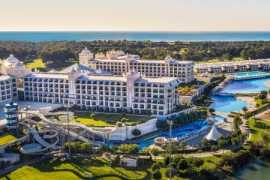 Turecko Belek Titanic Deluxe Belek 12 dňový pobyt All Inclusive Letecky Letisko: Praha July 2026 (29/07/26- 9/08/26)