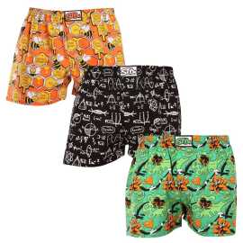 3PACK pánske trenky Styx art klasická guma viacfarebné (3A15724) L, trenírky.
Doprajte si štýl a pohodlie s pánskymi šortkami Styx v pestrých farbách a originálnom dizajne.
Mäkký materiál pre celodenné pohodlie
Šortky Styx sú vyrobené zo 100 % bavlny, ktorá ponúka mäkkosť a priedušnosť aj pri celodennom nosení.
Originálny dizajn a pohodlné nosenie
Šortky Styx vnesú do vášho šatníka hravosť a jedinečný štýl vďaka odvážnym farbám a originálnym potlačiam.
Prečo si zaobstarať šortky Styx?

Vyrobené v Českej republike s dôrazom na kvalitu a precíznosť.


Materiál zo 100 % bavlny pre mäkkosť a pohodlie.


Originálne a zábavné vzory, ktoré vás odlíšia.

Kvalita z Českej republiky, to je spodná bielizeň Styx
Spodná bielizeň Styx sa kompletne vyrába v Českej republike.
Ako sa starať o šortky Styx
Ak chcete zachovať kvalitu a pohodlie svojich šortiek, postupujte podľa týchto pokynov:

Pranie: Perte pri maximálnej teplote 30 °C, aby ste zachovali intenzívne farby a mäkkosť bavlny.


Sušenie: Neodporúčame sušenie v bubnovej sušičke, radšej ich nechajte voľne uschnúť na vzduchu.


Žehlenie: Šortky môžete žehliť pri nízkej teplote, aby mali hladký vzhľad.

Tip: Staňte sa expertom na údržbu spodnej bielizne vďaka tipom v našom článku a doprajte svojim obľúbeným kúskom starostlivosť, akú si zaslúžia.