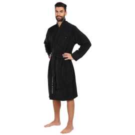 Herenbadjas Tommy Hilfiger blauw (UM0UM02991 DW5) S.
Stijlvolle herenbadjas
De Tommy Hilfiger badjas heeft een klassieke snit die zich door de jaren heen heeft bewezen.
Tommy Hilfiger ondergoed is een klassieker die nooit veroudert
Het merk Tommy Hilfiger behoort tot de Amerikaanse klassiekers die al jarenlang sportieve stukken in onze garderobes brengen.