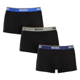 3PACK Herren Klassische Boxershorts BOSS schwarz (50517827 969) XL.
Gönnen Sie sich ultimativen Komfort und zeitlosen Stil mit den BOSS Boxershorts für Männer.
Hochwertiges Material für maximalen Komfort
Die Boxershorts sind aus einem hochwertigen Baumwoll-Elastan-Gemisch gefertigt, das die perfekte Kombination aus Weichheit, Atmungsaktivität und Elastizität bietet.
Stilvolles Design und elegantes Aussehen
Das klassische Design mit dezentem BOSS Logo auf dem gewebten Gummi verleiht den Boxershorts einen modernen und anspruchsvollen Look.
Warum Sie die BOSS Boxershorts lieben werden

Hochwertige Baumwolle: Weich, atmungsaktiv und angenehm am Körper.
Elastischer Bund mit BOSS Logo: Elegant und bequem.
Längere Höschen: Ideal unter einem Anzug und beim Sport.
Flexibles Material: Es passt sich perfekt an Ihren Körper an.

Alle stilvollen Männer werden BOSS Unterwäsche lieben
Die Marke BOSS wurde aus dem bekannten Bekleidungshersteller Hugo Boss ausgegliedert und bietet eine Produktlinie für Männer, die hochwertige Stücke und zeitlose Looks lieben.
Wie pflegt man seine BOSS Boxershorts?
Damit Ihre neuen Boxershorts so lange wie möglich ihre Form und Qualität behalten, empfehlen wir Ihnen, die folgenden Hinweise zu beachten:

Waschen: Bei 40°C mit ähnlichen Farben und Feinwaschmittel waschen.
Trocknen: Sie können sie auf niedriger Stufe im Wäschetrockner trocknen, aber wir empfehlen, sie an der Luft zu trocknen, damit sie länger halten.
Bügeln: Falls erforderlich, bei niedriger Hitze bügeln.

Tip: Es kann schwierig sein, die richtige Unterwäsche zu finden, die perfekt sitzt.