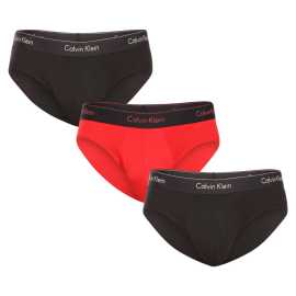 3PACK pánske slipy Calvin Klein viacfarebné (NB3871A-KHZ) M.
Stavte na osvedčenú kombináciu pohodlia, kvality a ikonického štýlu.
Príjemný materiál pre celodenné pohodlie
Slipy sú vyrobené z kvalitnej zmesi bavlny a elastanu.
Elegantný dizajn s ikonickým elastickým pásom
Minimalistický dizajn dopĺňa elastický pás s logom Calvin Klein, ktorý celému modelu dodáva moderný a zároveň nadčasový vzhľad.
Výhody, ktoré oceníte každý deň

Priedušná bavlna: Udrží vás svieže po celý deň.


Pružnosť vďaka elastanu: Slipy sa dokonale prispôsobia vášmu telu a neobmedzujú v pohybe.


Štýlová tkaná guma: Logo Calvin Klein dodáva nohavičkám nadčasový vzhľad.

Spodná bielizeň Calvin Klein vám dodá jedinečný štýl
Pánska spodná bielizeň Calvin Klein patrí k stáliciam módneho priemyslu.
Ako sa starať o nohavičky Calvin Klein
Pri správnej starostlivosti zostanú nohavičky Calvin Klein dlho ako nové - a každý deň vám prinesú štýl a pohodlie v jednom.

Pranie: Per slipy na 30 °C, ideálne naruby, aby sa zachovala farba aj kvalita gumy.
Sušenie: Slipy môžeš sušiť v sušičke, ale zvoľ šetrný program pri nízkej teplote.
Žehlenie: Nežehliť.

Tip: Nájsť ten správny kus spodnej bielizne, ktorý vám dokonale padne, môže byť náročné.
