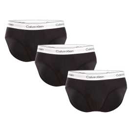 3PACK Herren Slips Calvin Klein schwarz (NB3962A-UB1) XXL.
Setzen Sie auf eine bewährte Kombination aus Komfort, Qualität und kultigem Stil.
Angenehmes Material für ganztägigen Komfort
Der Slip ist aus einer hochwertigen Baumwoll-Elastan-Mischung gefertigt.
Elegantes Design mit ikonischem Gummibund
Das minimalistische Design wird durch die elastische Calvin Klein-Logo-Prägung ergänzt, die dem gesamten Modell einen modernen und dennoch zeitlosen Look verleiht.
Vorteile, die Sie jeden Tag schätzen werden

Atmungsaktive Baumwolle: Hält Sie den ganzen Tag über frisch.


Flexibilität dank Elastan: Der Slip passt sich perfekt dem Körper an und schränkt die Bewegungsfreiheit nicht ein.


Stilvoll gewebter Gummi: Das Calvin Klein-Logo verleiht dem Slip einen zeitlosen Look.

Calvin Klein Unterwäsche verleiht Ihnen einen einzigartigen Stil
Calvin Klein Herrenunterwäsche gehört zu den Aushängeschildern der Modeindustrie.
Pflegehinweise für Calvin Klein-Slips
Mit der richtigen Pflege bleiben Calvin Klein-Slips lange Zeit wie neu - und bieten Ihnen jeden Tag Stil und Komfort in einem.

Waschen: Waschen Sie den Slip bei 30°C, am besten auf links, damit die Farbe und die Qualität des Gummis erhalten bleiben.
Trocknen: Sie können die Socken im Wäschetrockner trocknen, wählen Sie aber das Schonprogramm bei niedriger Temperatur.
Bügeln: Nicht bügeln.

Tip: Es kann schwierig sein, die richtige Unterwäsche zu finden, die perfekt sitzt.