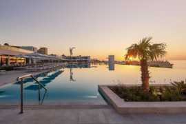 Grécko Rodos Lindos Grand Resort & Spa 10 dňový pobyt Raňajky Letecky Letisko: Praha July 2026 (19/07/26-28/07/26)