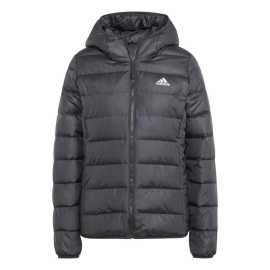 adidas Essentials Light Down Hooded Jacket S. Vstúpte do zimy štýlovo a v teple! S bundouadidas Essentials Midweight Down Hooded Jacket sa nemusíte obávať chladu! Táto bunda kombinuje teplo a ľahkosť, takže je ideálna na každodenné nosenie a outdoorové aktivity. Či už vás čaká mrazivé ráno alebo prechádzka v snehu, táto bunda vám vždy zaistí pohodlie. Výhody: Vhodná pre všetkých, ktorí sa chcú v tejto bunde cítiť dobre:  Výplň z páperia a syntetiky: poskytuje skvelú izoláciu a udrží vás v teple bez väčšieho objemu. Vodoodpudivá úprava: Chráni pred ľahkým dažďom a snehom, aby ste zostali v suchu. Kapucňa pre dodatočnú ochranu: Ideálna na chladné a veterné dni. Udržateľný materiál: Vyrobený z recyklovaného polyesteru, ktorý pomáha chrániť planétu.   Takže či už plánujete prechádzku po meste alebo výlet do prírody, s touto bundou budete vždy pripravení na akékoľvek podmienky!