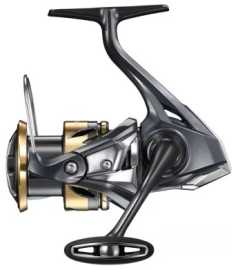 Shimano navijak ultegra fd 4000.
 Extrémna odolnosť s vycibrenou precíznosťou, robí tento navijak ideálny aj pre rybárčenie s veľkými nástrahami.
 Ultegra je nabitá špičkovými technológiami Shimano, ako sú HAGANE Gear, Micro Module II, X-SHIP, Silent Drive, INFINITYXROSS a INFINITYDRIVE, dokonale zabudovanými do ľahkého a odolného tela CI4+.
 Vďaka cievke Long Stroke AR-C dosahuje Ultegra dlhšie nahodenia, zatiaľ čo ANTI-TWIST Fin poskytuje dokonalé vedenie vlasca a zabraňuje jeho uvoľneniu okolo preklápača pri šklbavom vedení nástrah.
 Návin na 1 otočenie kľučky: 87 cm