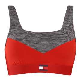 Dámska podprsenka Tommy Hilfiger viacfarebná (UW0UW01226 602) M.
Dámska športová podprsenka bez kostíc Tommy Hilfiger je ideálna pre ženy, ktoré majú rady pohodlie pri akejkoľvek voľnočasovej aktivite.