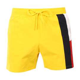 Bademode für Männer Tommy Hilfiger gelb (UM0UM03483 ZGY) XL.
Sind Sie auf der Suche nach Badeanzügen für Schwimmbäder, Meer, Partys oder einfach nur zum Tragen?
Niemand wird Sie in diesem Badeanzug übersehen.
 
Mehr dazu finden Sie in den nachstehenden klassischen Produktinformationen.