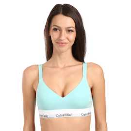 Damesbeha Calvin Klein groen (QF7900E-VOG) S.

Op zoek naar een bh die IN zit, comfortabel is en geschikt is voor sport of vrijetijdsactiviteiten?

De Calvin Klein damesbeha is speciaal ontwikkeld voor sport, maar je zult hem ook waarderen voor vrijetijdsactiviteiten.

Wat het wassen betreft - we raden aan om de beha op maximaal 30°C te wassen en niet in de droger te drogen, anders kan het gebeuren dat je de beha niet meer kunt dragen - je vindt meer informatie in de klassieke productinformatie hieronder.