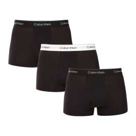3PACK Moške boksarice Calvin Klein črne (NB4392-VR9) L.
Uživajte v popolnem udobju in razkošju z moškimi boksericami Calvin Klein.
Kakovosten material za celodnevno udobje
Bokserice so izdelane iz vrhunske mešanice bombaža in elastana.
Elegantna zasnova in praktičen rez
Tkana guma s kontrastnim logotipom Calvin Klein ustvarja eleganten in brezčasen videz.
Zakaj vam bodo všeč bokserice Calvin Klein

Premium material: Kombinacija bombaža in elastana zagotavlja mehkobo, zračnost in prožnost za maksimalno udobje skozi ves dan.


Elegantna zasnova: Ikonični izvezeni logotip Calvin Klein daje boksericam eleganten videz, primeren za vsako priložnost.


Praktični rez: Daljše noge in prilagodljiv kroj zagotavljajo dodatno udobje in svobodo gibanja ter so idealne za vsakdanje nošenje, delo in prosti čas.

Spodnje perilo Calvin Klein obožujejo ljudje po vsem svetu
Moško spodnje perilo Calvin Klein je ena od stalnic modne industrije.
Kako skrbeti za boksarice Calvin Klein
Če želite zagotoviti, da bodo vaše nove bokserice čim dlje ohranile svoj videz in kakovost, upoštevajte te preproste smernice:

Pralnica: Temperatura peresa je največ 30 °C.


Sušenje:  Sušenje v sušilnem stroju ni priporočljivo - najboljša možnost je sušenje na zraku.


Likanje: Bokserjev ni treba likati, kar vam prihrani čas in težave.

Nasvet: Iskanje najljubšega spodnjega perila je lahko dolga pot, zato želimo, da bi vaši najljubši kosi zdržali dolgo časa.