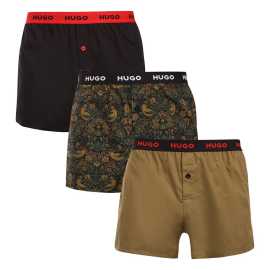 3PACK short hombre HUGO multicolor (50532565 966) XXL.
Los pantalones cortos son como las insignias secretas de los superhéroes: nadie tiene por qué verlos, ¡pero tú sabes que los tienes!
pantalones cortos de esta conocida marca se caracterizan por un corte cómodo.
Para más información, consulte la información clásica del producto.